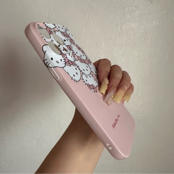 Hello Kitty iPhone 14 Pro Max Case - Picture 6 of 7